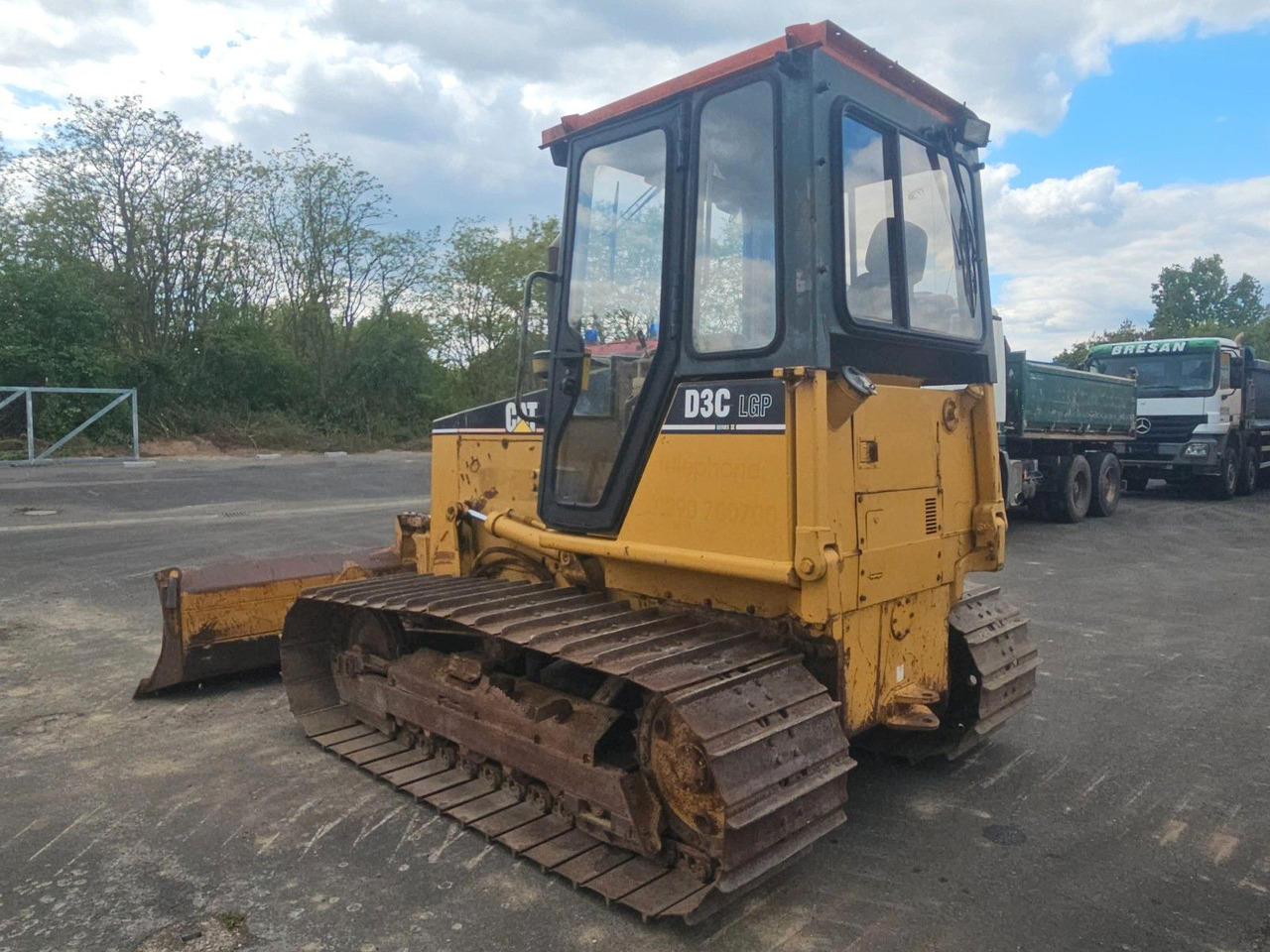 CAT D3C Raupe - بلدوزر: صور 2 CAT D3C Raupe - بلدوزر: صور 2
