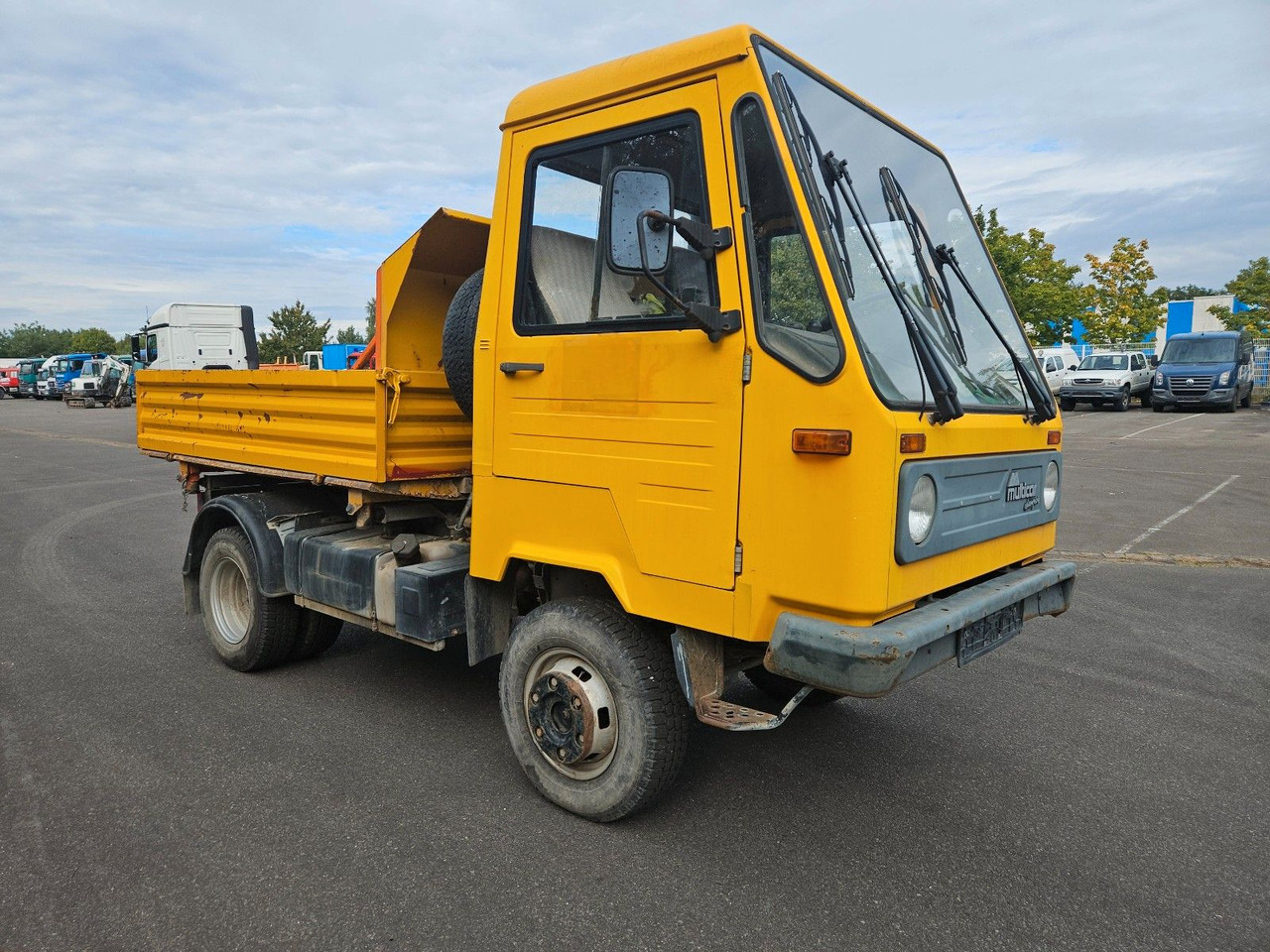 Multicar M26 Dreiseitenkipper 4x4 - قلاب صغير: صور 3 Multicar M26 Dreiseitenkipper 4x4 - قلاب صغير: صور 3