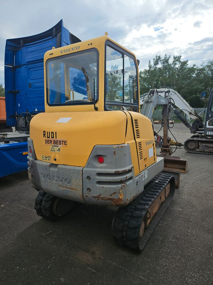 Volvo EC30 Minibagger - حفارة مصغرة: صور 3 Volvo EC30 Minibagger - حفارة مصغرة: صور 3