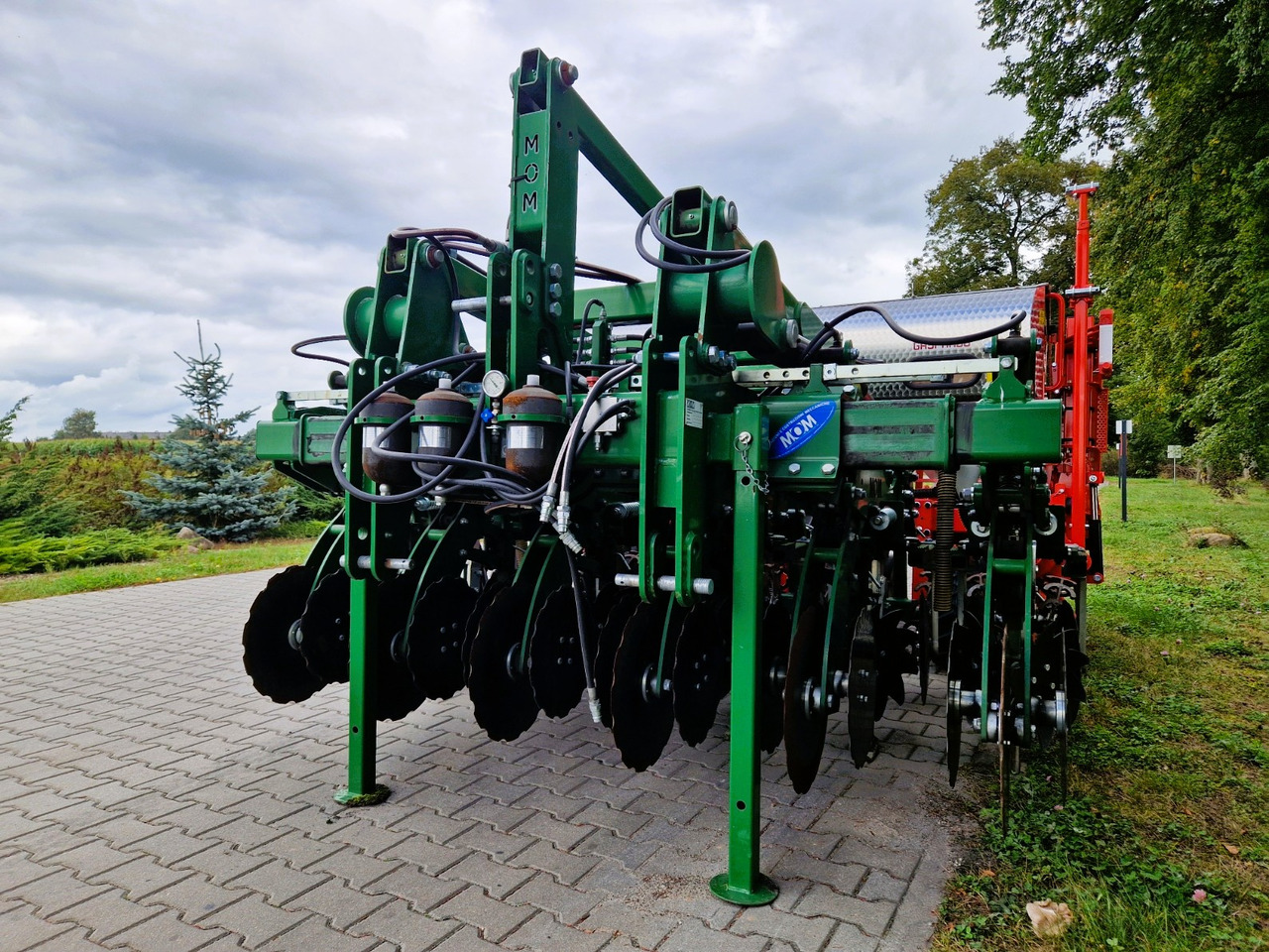 MASCHIO GASPARDO + Moretto MOM MAGA 6R + Strip Hawk - وضع البذور فى خطوط: صور 4 MASCHIO GASPARDO + Moretto MOM MAGA 6R + Strip Hawk - وضع البذور فى خطوط: صور 4