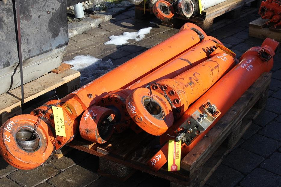 Atlas 1604 LC - الاسطوانة الهيدروليكية - آلات البناء: صور 2 Atlas 1604 LC - الاسطوانة الهيدروليكية - آلات البناء: صور 2