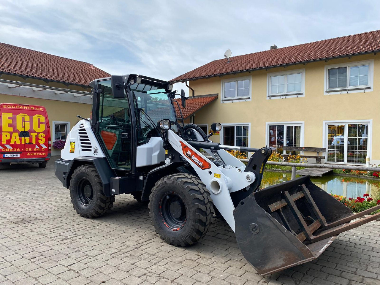 Bobcat L 75 - اللودر بعجل: صور 1 Bobcat L 75 - اللودر بعجل: صور 1