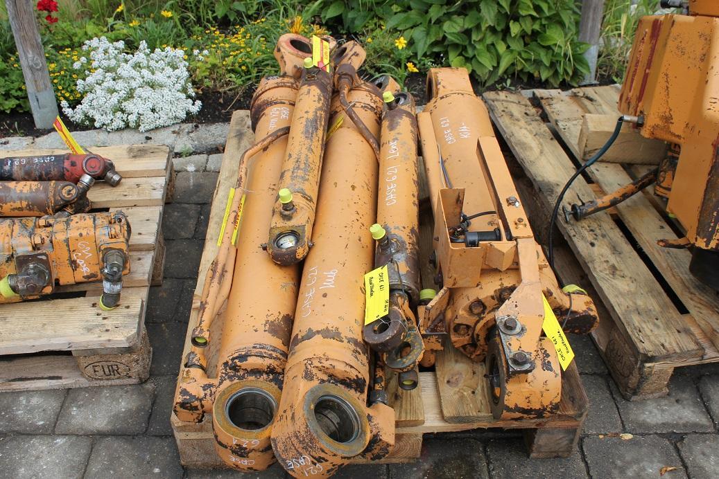 Case 621 - الاسطوانة الهيدروليكية - آلات البناء: صور 3 Case 621 - الاسطوانة الهيدروليكية - آلات البناء: صور 3