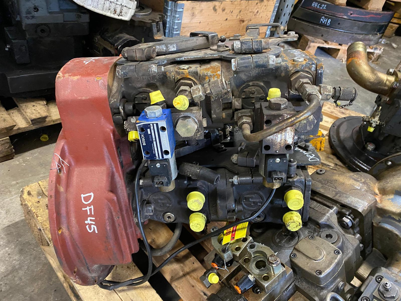 Demag DF 45 - علم السوائل المتحركة - آلات البناء: صور 5 Demag DF 45 - علم السوائل المتحركة - آلات البناء: صور 5