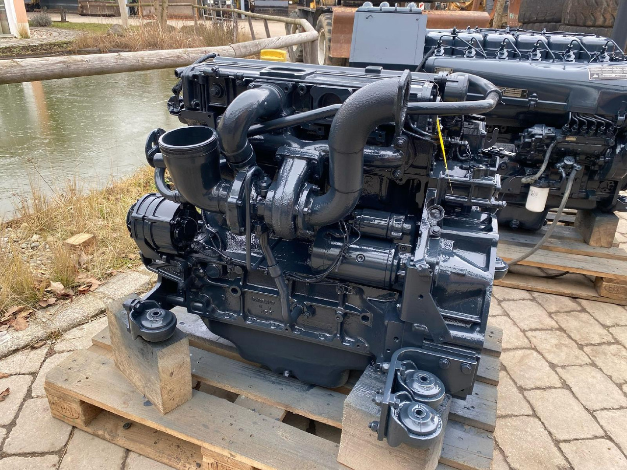 Deutz BF4M1013 aus Furukawa 320E - المحرك - آلات البناء: صور 1 Deutz BF4M1013 aus Furukawa 320E - المحرك - آلات البناء: صور 1