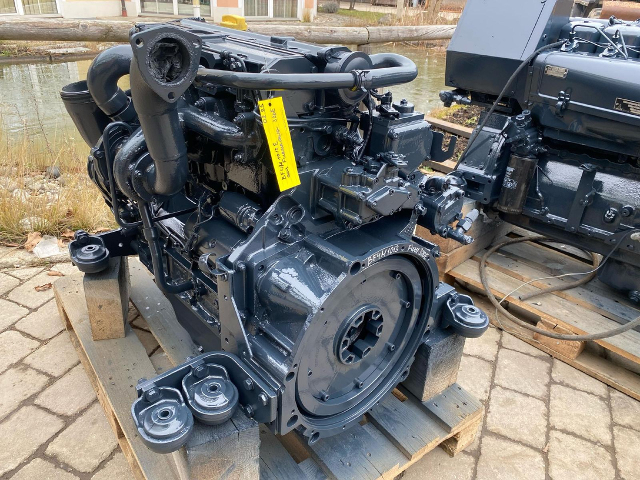 Deutz BF4M1013 aus Furukawa 320E - المحرك - آلات البناء: صور 5 Deutz BF4M1013 aus Furukawa 320E - المحرك - آلات البناء: صور 5