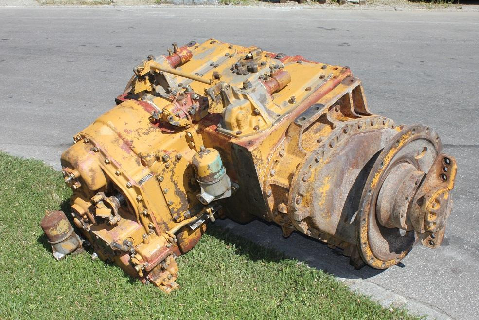 Fiat-Allis FL 10 C Laderaupe - علبة التروس - آلات البناء: صور 1 Fiat-Allis FL 10 C Laderaupe - علبة التروس - آلات البناء: صور 1