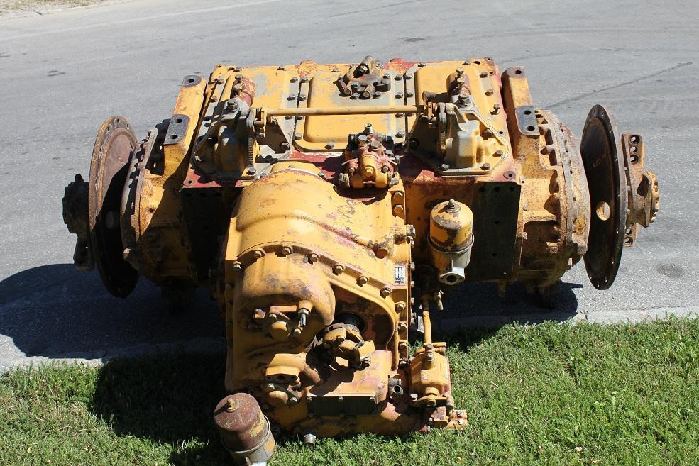 Fiat-Allis FL 10 C Laderaupe - علبة التروس - آلات البناء: صور 2 Fiat-Allis FL 10 C Laderaupe - علبة التروس - آلات البناء: صور 2