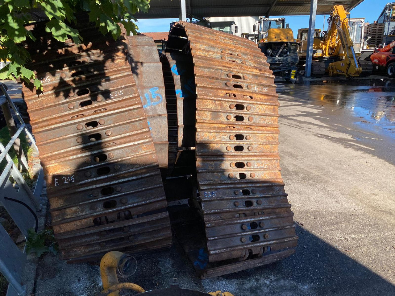 Fiat-Kobelco E215 - مسارات للحفارات - آلات البناء: صور 4 Fiat-Kobelco E215 - مسارات للحفارات - آلات البناء: صور 4