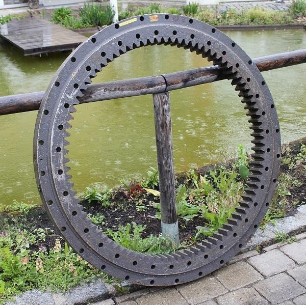 Furukawa 635 - حلقة الدوران - آلات البناء: صور 2 Furukawa 635 - حلقة الدوران - آلات البناء: صور 2