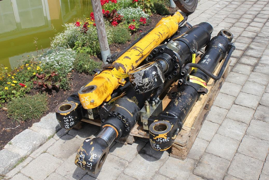 JCB JS 175 W - الاسطوانة الهيدروليكية - آلات البناء: صور 1 JCB JS 175 W - الاسطوانة الهيدروليكية - آلات البناء: صور 1