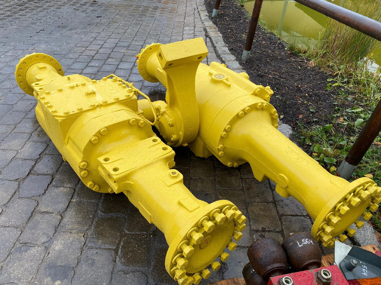 Komatsu KWA 015 aus WA 380 - المحور و قطع الغيار - آلات البناء: صور 5 Komatsu KWA 015 aus WA 380 - المحور و قطع الغيار - آلات البناء: صور 5