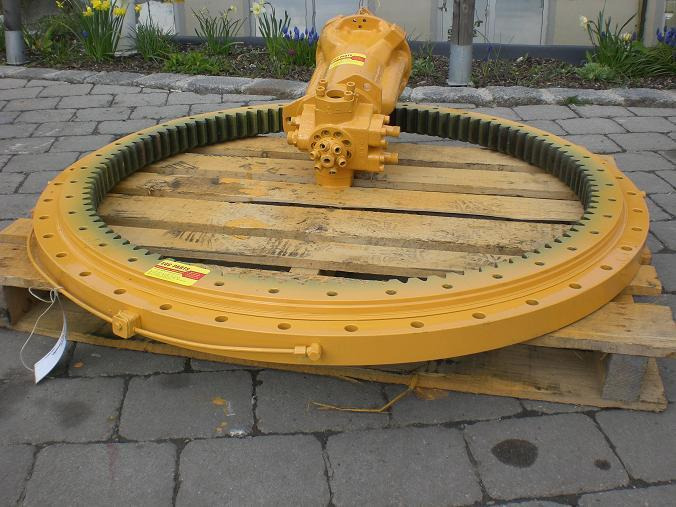 Liebherr 900 litronic - حلقة الدوران - آلات البناء: صور 2 Liebherr 900 litronic - حلقة الدوران - آلات البناء: صور 2