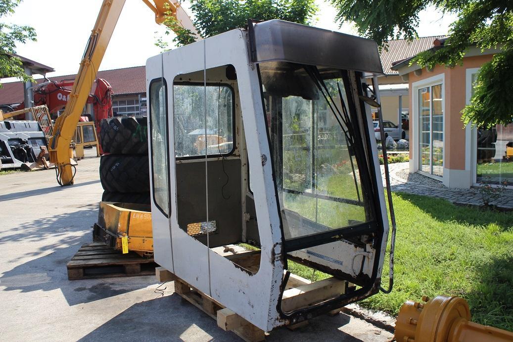 Liebherr A 902 LIT - الكبائن - آلات البناء: صور 4 Liebherr A 902 LIT - الكبائن - آلات البناء: صور 4