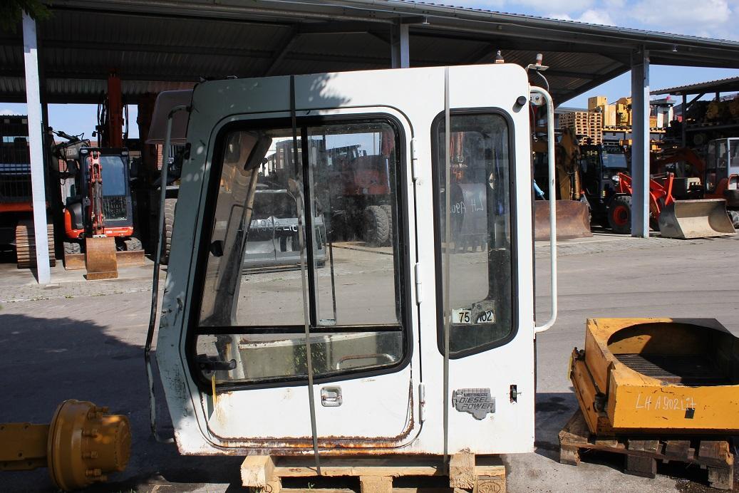 Liebherr A 902 LIT - الكبائن - آلات البناء: صور 1 Liebherr A 902 LIT - الكبائن - آلات البناء: صور 1