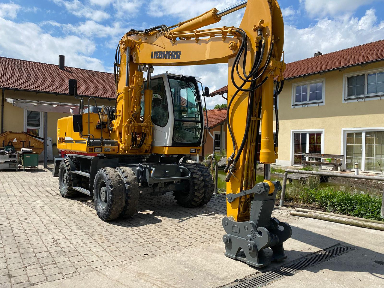Liebherr A 904 C LIT - حفارة على عجلات: صور 3 Liebherr A 904 C LIT - حفارة على عجلات: صور 3