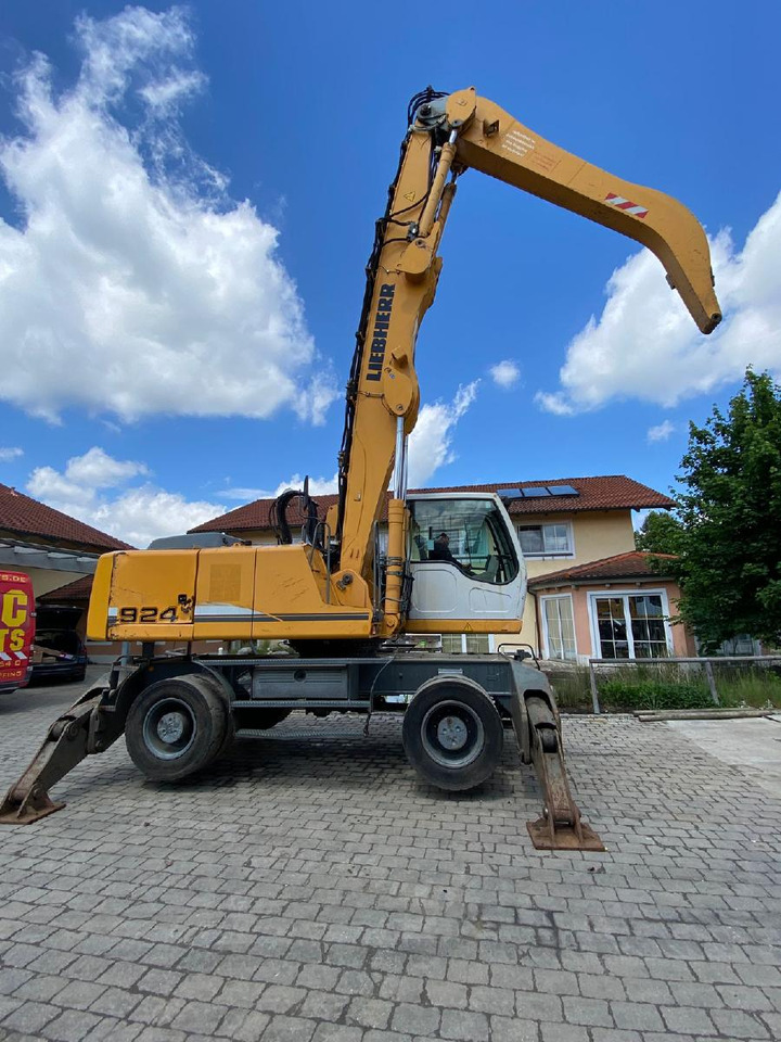 Liebherr A924 C LIT - حفارة على عجلات: صور 4 Liebherr A924 C LIT - حفارة على عجلات: صور 4