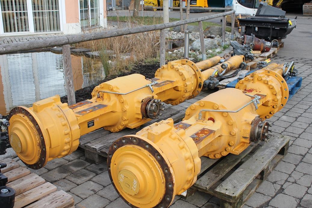 Liebherr L 556 - المحور و قطع الغيار - آلات البناء: صور 3 Liebherr L 556 - المحور و قطع الغيار - آلات البناء: صور 3