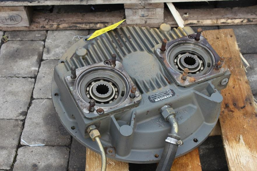 Liebherr LR 622, PVG 250 - علم السوائل المتحركة - آلات البناء: صور 4 Liebherr LR 622, PVG 250 - علم السوائل المتحركة - آلات البناء: صور 4