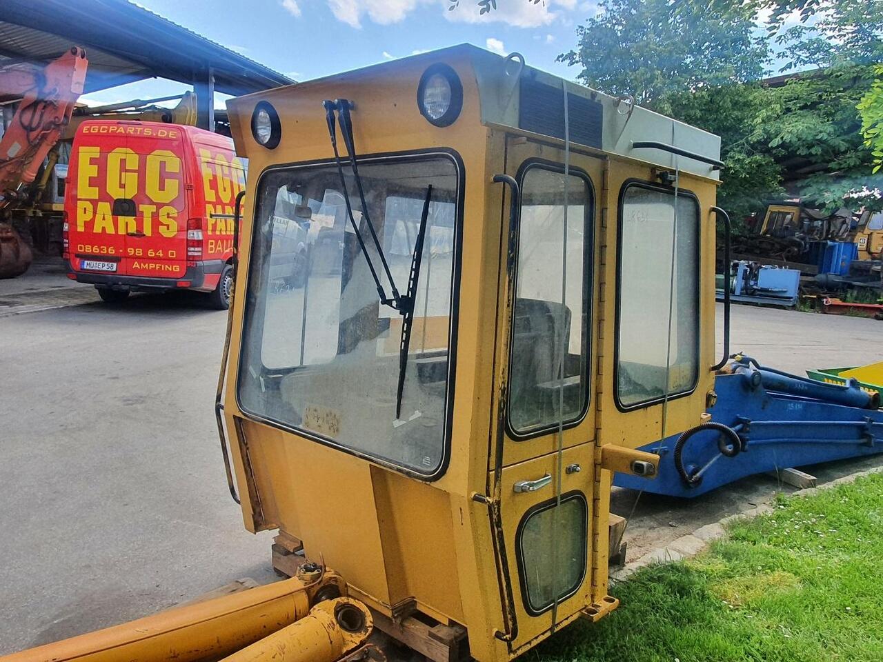 Liebherr LR 631 - الكبائن - اللودر المجنزر: صور 5 Liebherr LR 631 - الكبائن - اللودر المجنزر: صور 5