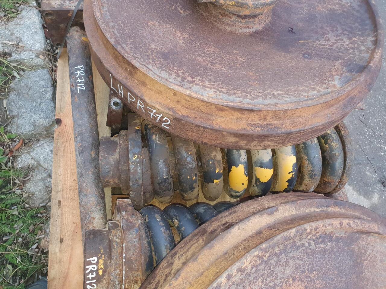 Liebherr PR 712 - أجزاء الهيكل السفلي - آلات البناء: صور 5 Liebherr PR 712 - أجزاء الهيكل السفلي - آلات البناء: صور 5