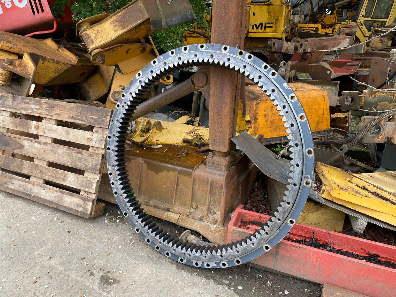 Terex TC 240 LC - حلقة الدوران - آلات البناء: صور 5 Terex TC 240 LC - حلقة الدوران - آلات البناء: صور 5
