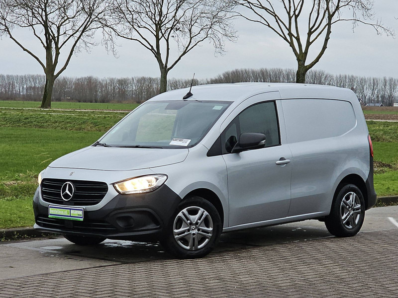 Mercedes-Benz Citan 110 CDI L1 PRO Mbux Euro6! - الشاحنات الصغيرة صندوق مغلق: صور 2 Mercedes-Benz Citan 110 CDI L1 PRO Mbux Euro6! - الشاحنات الصغيرة صندوق مغلق: صور 2