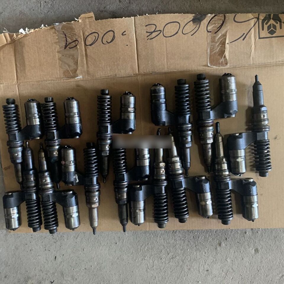 Bosch 0414701006 IVECO Stralis Euro 3,4 New Holland, Case - حاقن - شاحنة: صور 1 Bosch 0414701006 IVECO Stralis Euro 3,4 New Holland, Case - حاقن - شاحنة: صور 1