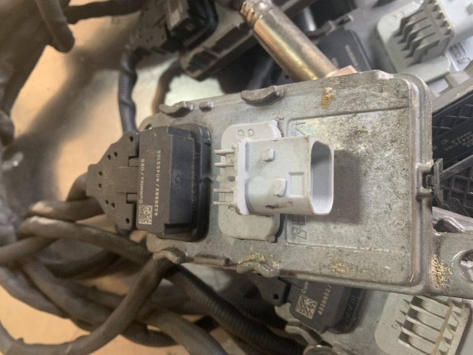 Continental NOX Adblue Daf xf 106 Cummins Euro 6 4326862 DAF Xf 106 Euro 6 / 4326862 NOX Czujnik Spalin truck - مِکشاف - شاحنة: صور 2 Continental NOX Adblue Daf xf 106 Cummins Euro 6 4326862 DAF Xf 106 Euro 6 / 4326862 NOX Czujnik Spalin truck - مِکشاف - شاحنة: صور 2