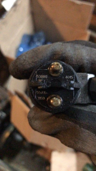 Egenera IVECO Stralis HI WAY NEW Holland - حاقن - شاحنة: صور 1 Egenera IVECO Stralis HI WAY NEW Holland - حاقن - شاحنة: صور 1