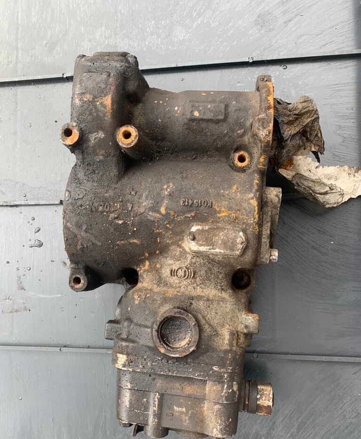 Knorr-Bremse MAN 51.54100.7273 MAN TGA TGX TGS truck - ضاغط - شاحنة: صور 1 Knorr-Bremse MAN 51.54100.7273 MAN TGA TGX TGS truck - ضاغط - شاحنة: صور 1