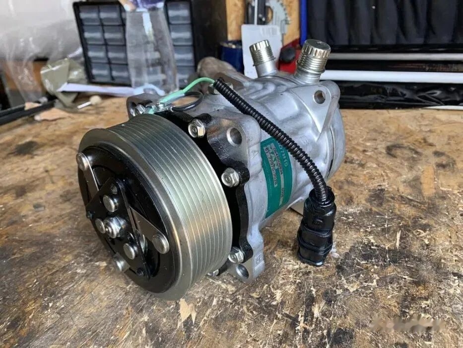 Kompresor Klimatyzacji MAN Sanden 6008 24V NOWY Oryginał Części 51.779707028 MAN - كمبروسر مكيف - شاحنة: صور 1 Kompresor Klimatyzacji MAN Sanden 6008 24V NOWY Oryginał Części 51.779707028 MAN - كمبروسر مكيف - شاحنة: صور 1