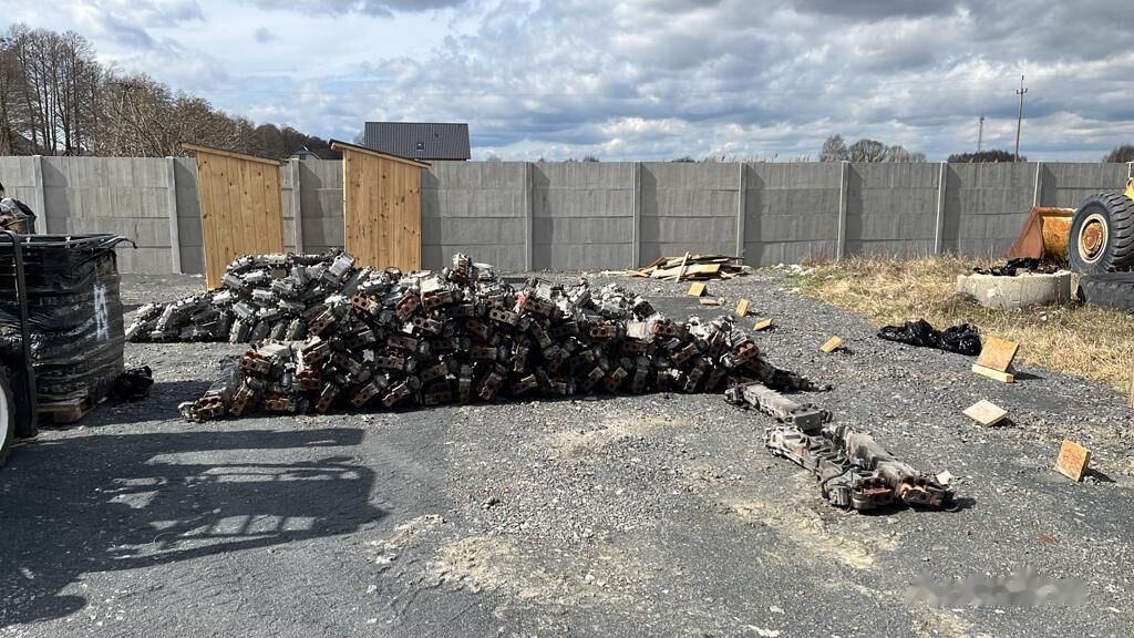 MAN TGA TGX 51081007273 / 51081007290 / 51081007258 / 51081007304 MAN truck - المحرك و قطع الغيار - شاحنة: صور 2 MAN TGA TGX 51081007273 / 51081007290 / 51081007258 / 51081007304 MAN truck - المحرك و قطع الغيار - شاحنة: صور 2