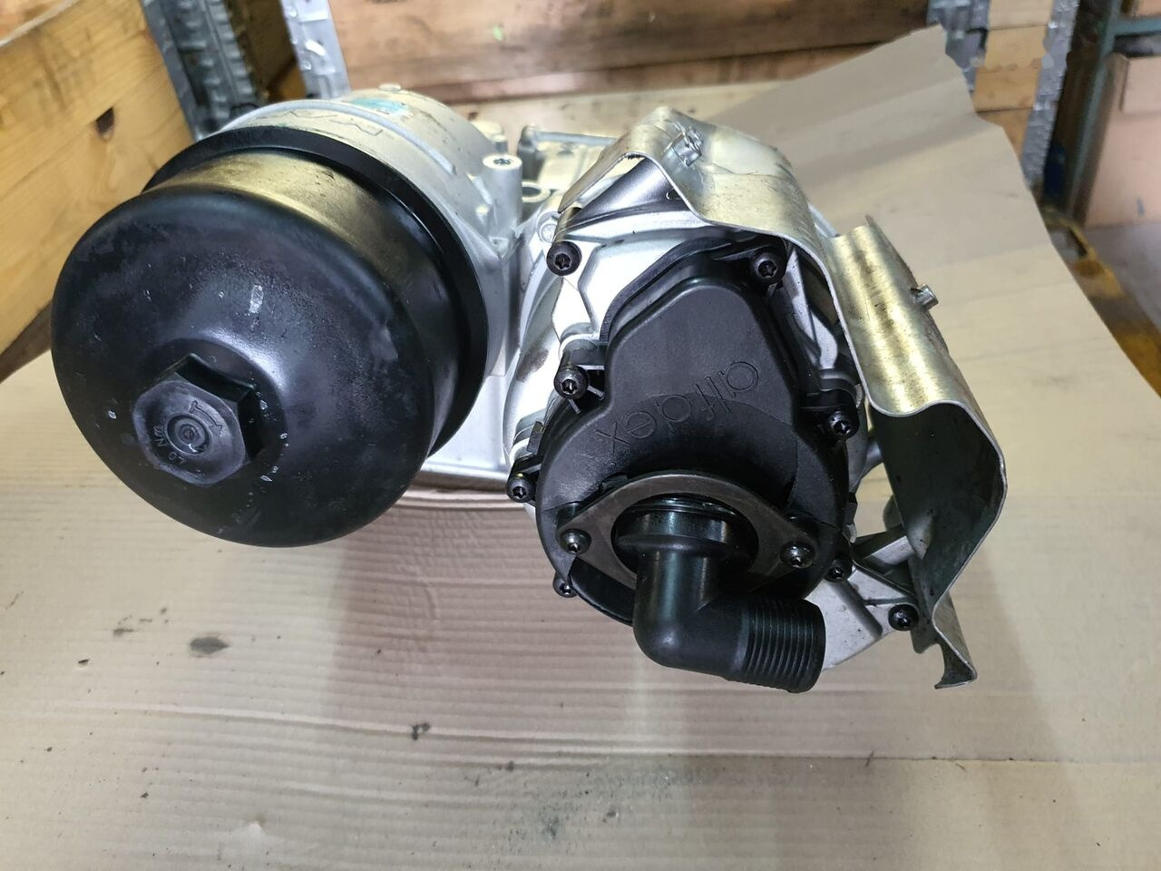 Mann-Filter MAN EURO 6 TGA TGX MAN TGX / TGS Euro 6 truck - فلتر النفط - شاحنة: صور 3 Mann-Filter MAN EURO 6 TGA TGX MAN TGX / TGS Euro 6 truck - فلتر النفط - شاحنة: صور 3