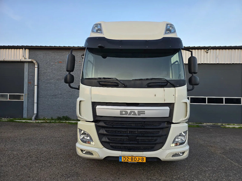 DAF CF Super Space Cabin - شاحنة جرار: صور 5 DAF CF Super Space Cabin - شاحنة جرار: صور 5