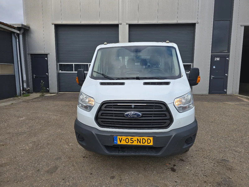 Ford Transit 7 seats 2015 - الشاحنات الصغيرة المسطحة, الشاحنات الصغيرة كابينة مزدوجة: صور 3 Ford Transit 7 seats 2015 - الشاحنات الصغيرة المسطحة, الشاحنات الصغيرة كابينة مزدوجة: صور 3
