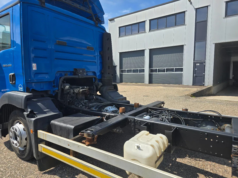 MAN TGM 15.240 TGM BDF - شاحنات الحاويات / جسم علوي قابل للتغيير شاحنة: صور 5 MAN TGM 15.240 TGM BDF - شاحنات الحاويات / جسم علوي قابل للتغيير شاحنة: صور 5