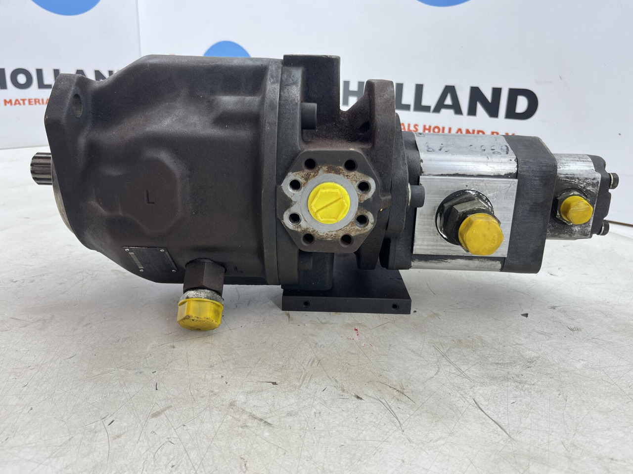 Compact truck CT.2 Axial piston pump - مضخة هيدروليكية - الرافعة: صور 5 Compact truck CT.2 Axial piston pump - مضخة هيدروليكية - الرافعة: صور 5