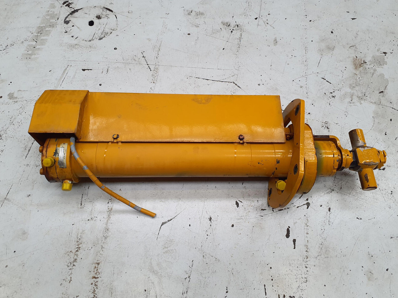 FAUN ATF 45-3 counterweight cylinder - الاسطوانة الهيدروليكية - الرافعة: صور 1 FAUN ATF 45-3 counterweight cylinder - الاسطوانة الهيدروليكية - الرافعة: صور 1