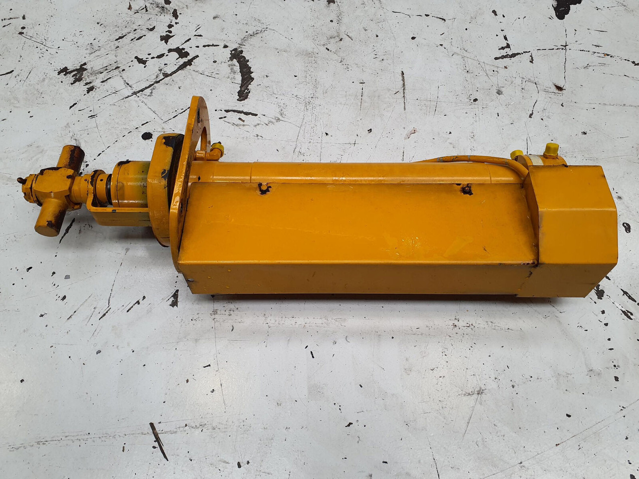 FAUN ATF 45-3 counterweight cylinder - الاسطوانة الهيدروليكية - الرافعة: صور 2 FAUN ATF 45-3 counterweight cylinder - الاسطوانة الهيدروليكية - الرافعة: صور 2