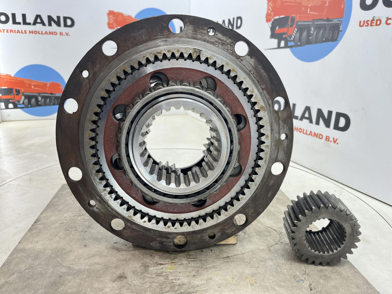 FAUN HK 40 planetary gear 27-18-65-24-4pl-H64-24 - محرك السفر - موبايل كرين: صور 4 FAUN HK 40 planetary gear 27-18-65-24-4pl-H64-24 - محرك السفر - موبايل كرين: صور 4