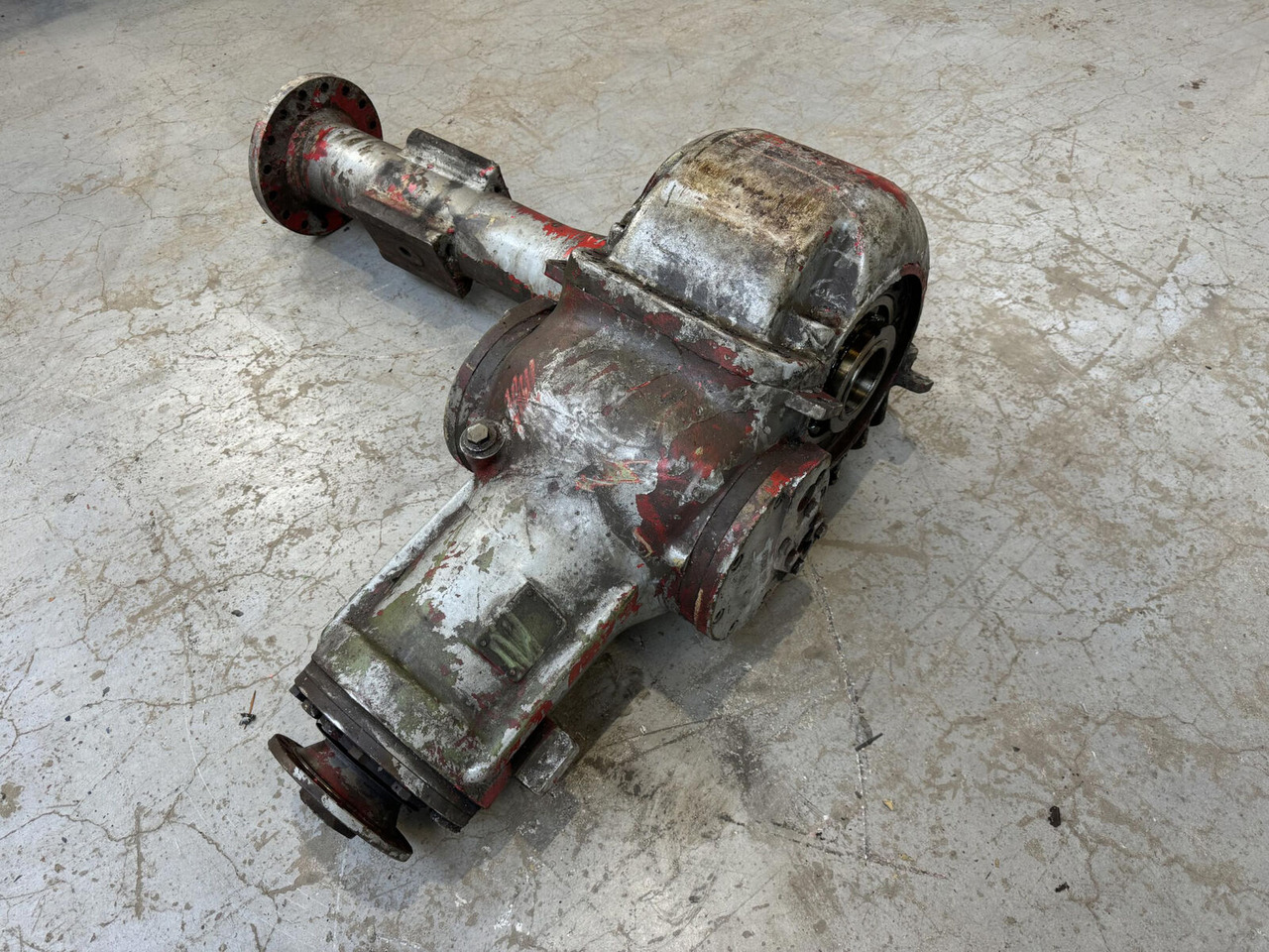 FAUN KF 80 Differential axle 1 - التفاضلية والعتاد - موبايل كرين: صور 4 FAUN KF 80 Differential axle 1 - التفاضلية والعتاد - موبايل كرين: صور 4