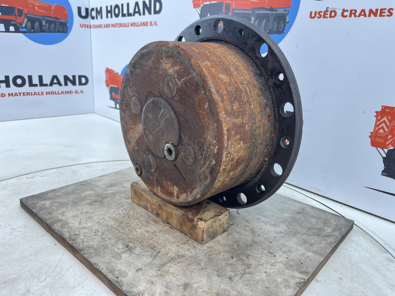 FAUN RTF 30-2 planetary gear 22-25-74-38-4pl-H137-46 - محرك السفر - موبايل كرين: صور 2 FAUN RTF 30-2 planetary gear 22-25-74-38-4pl-H137-46 - محرك السفر - موبايل كرين: صور 2