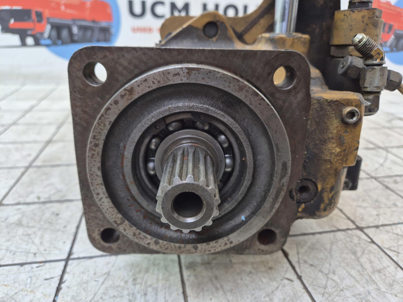 Grove 880 ATT hydraulic pump - مضخة هيدروليكية - الرافعة: صور 5 Grove 880 ATT hydraulic pump - مضخة هيدروليكية - الرافعة: صور 5