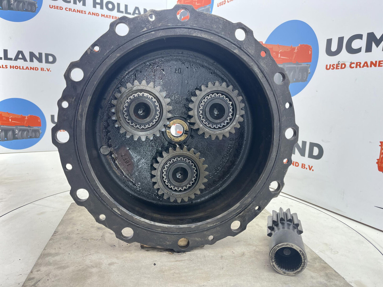 Grove GMK 2035 planetary gear 12-23-60-34-3pl-H135-46-10 - محرك السفر - موبايل كرين: صور 5 Grove GMK 2035 planetary gear 12-23-60-34-3pl-H135-46-10 - محرك السفر - موبايل كرين: صور 5