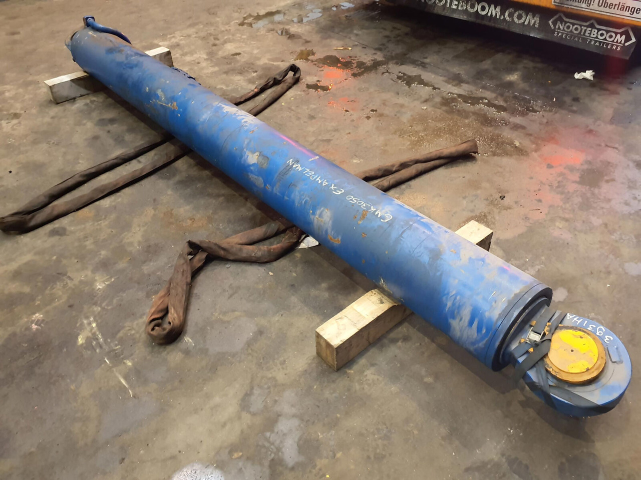 Grove GMK 3050 boom cylinder - الاسطوانة الهيدروليكية - موبايل كرين: صور 3 Grove GMK 3050 boom cylinder - الاسطوانة الهيدروليكية - موبايل كرين: صور 3