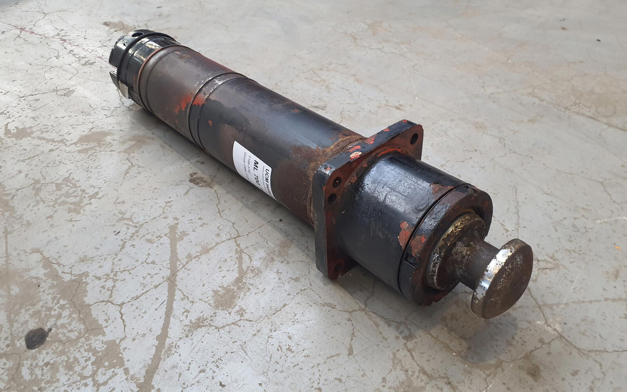 Grove GMK 5100 outrigger cylinder - الاسطوانة الهيدروليكية - الرافعة: صور 2 Grove GMK 5100 outrigger cylinder - الاسطوانة الهيدروليكية - الرافعة: صور 2