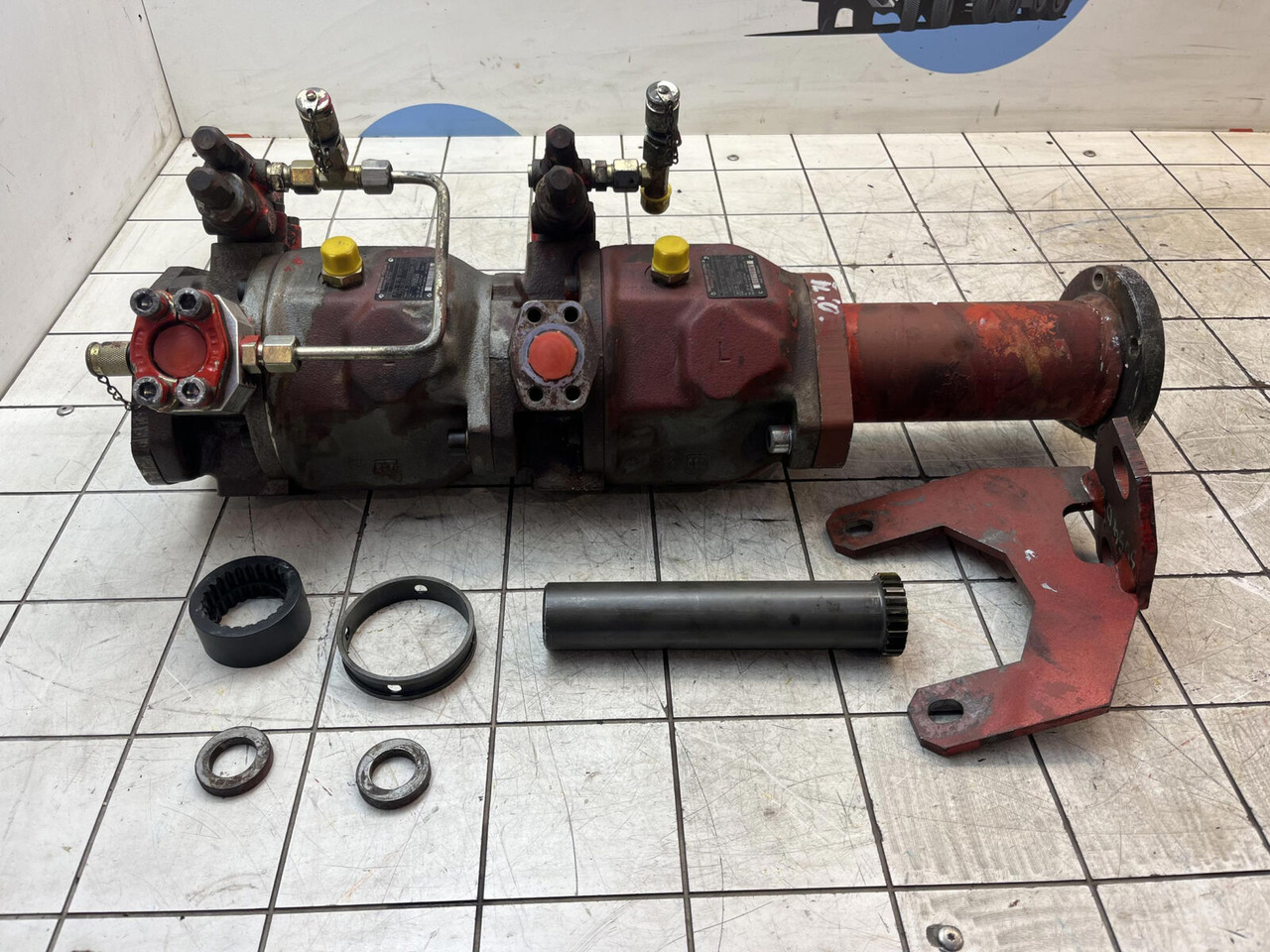 Grove GMK 5100 pump combination - مضخة هيدروليكية - موبايل كرين: صور 3 Grove GMK 5100 pump combination - مضخة هيدروليكية - موبايل كرين: صور 3