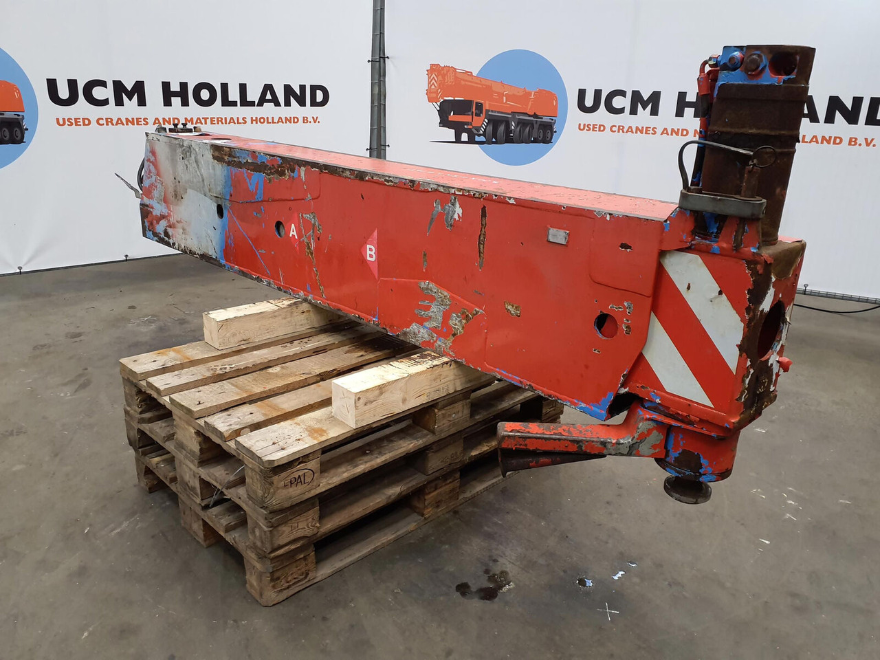 Grove GMK 5130-1 outrigger beam complete front - تعليق - موبايل كرين: صور 1 Grove GMK 5130-1 outrigger beam complete front - تعليق - موبايل كرين: صور 1