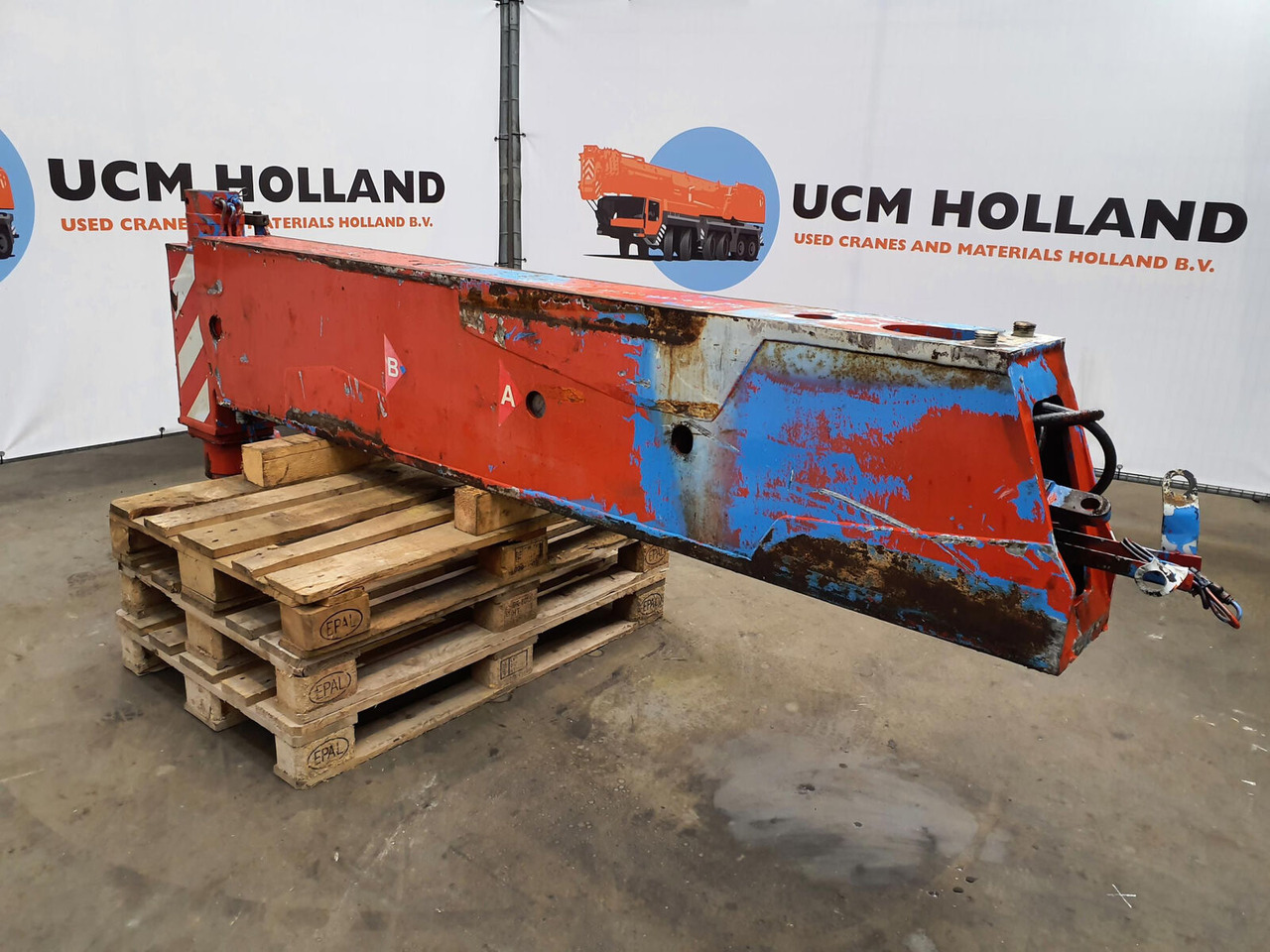 Grove GMK 5130-1 outrigger beam complete rear - تعليق - موبايل كرين: صور 3 Grove GMK 5130-1 outrigger beam complete rear - تعليق - موبايل كرين: صور 3